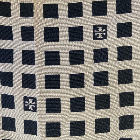 Tory Burch Rabbit Fur Pull Through Scarf NWT in Majestic Purple - Picture 9 of 10